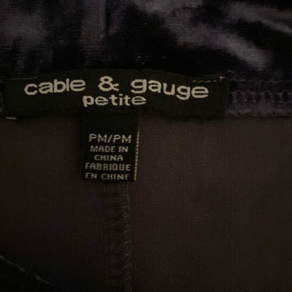 Cable & Gauge blue/violet velvet open quarter sleeves blouse. Size Petite Medium - Picture 6 of 10